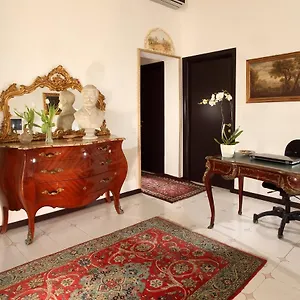 ** Konukevi Roma Central Guest House İtalya