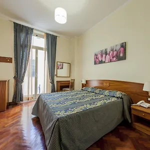 ** Otel Domus Praetoria İtalya